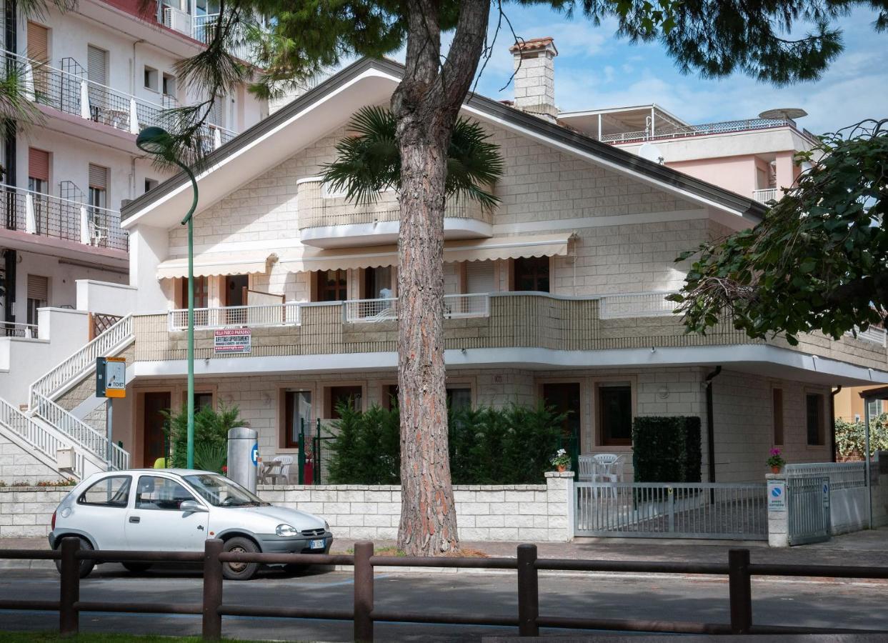 Lignano Sabbiadoro-villa Parco Paradiso Appartamento